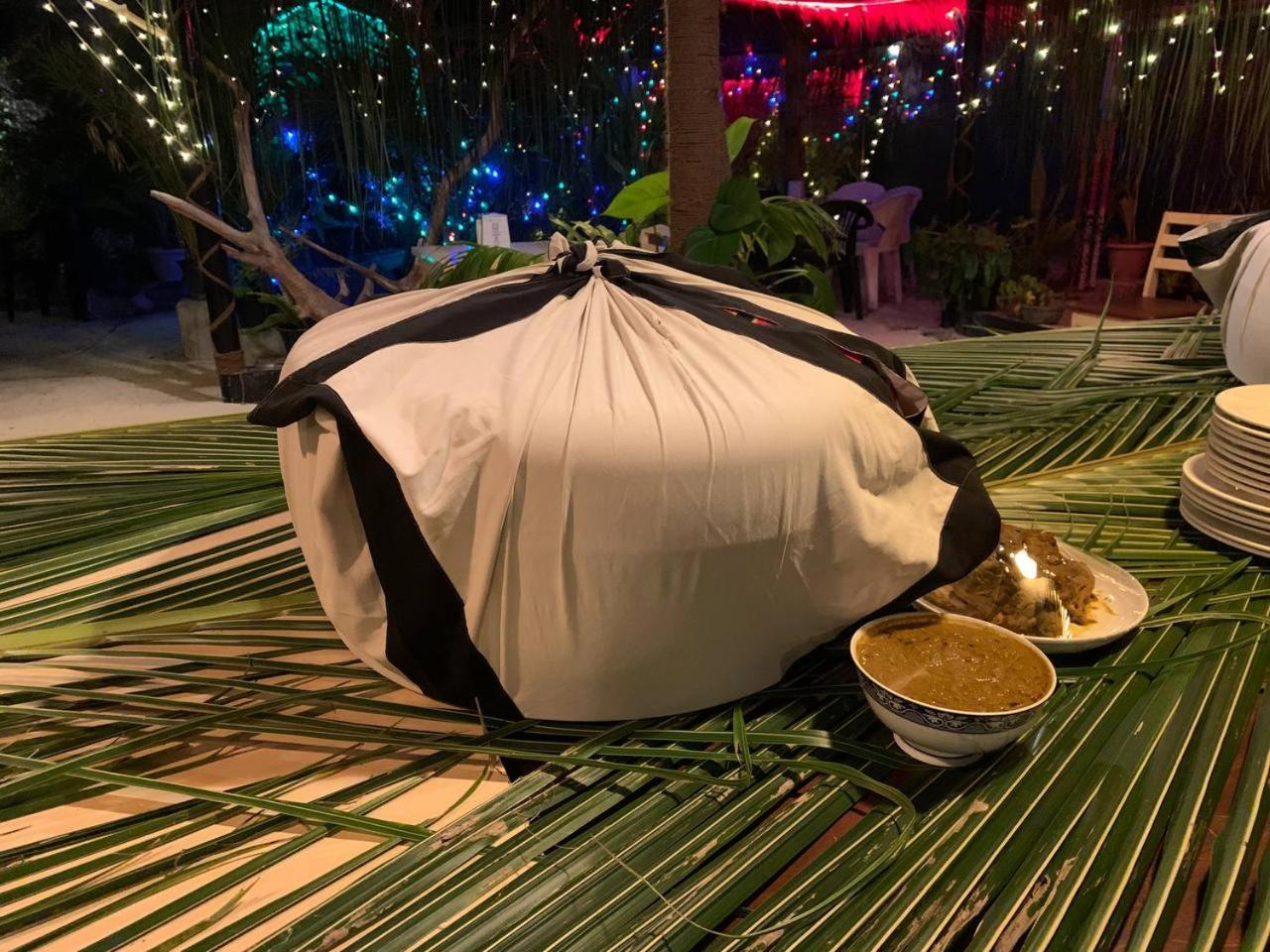 Turtle Maldives - Your Gateway To The Beach & Marine Adventures Await! Omadhoo 外观 照片